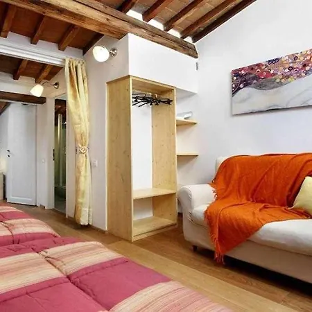 Daire In Via Giuseppe Verdi